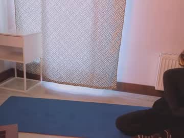 Aundreagurski Chaturbate stream image from May 22, 2026