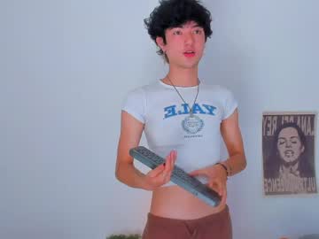 Elliotvolkov Chaturbate stream image from May 22, 2026