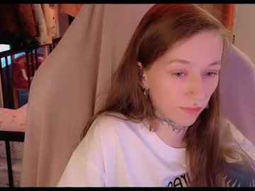 Fran_Bow Chaturbate stream image from May 22, 2026