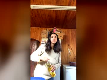 Valeria_Feroz Chaturbate stream image from May 22, 2026