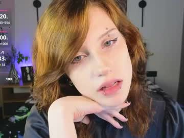 Vampi_Queen Chaturbate stream image from May 22, 2026