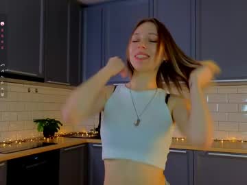 Blondekelly Chaturbate stream image from May 22, 2026