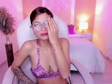 Luna_Walmont Chaturbate stream image from May 22, 2026