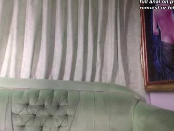Redroomxx Chaturbate stream image from May 22, 2026