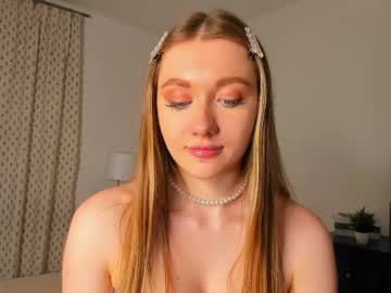Laviniahoutz Chaturbate stream image from May 22, 2026