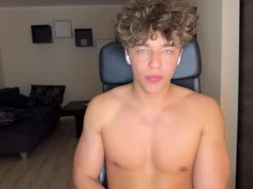 Lukedesirable Chaturbate stream image from May 22, 2026