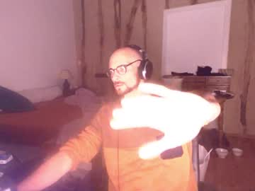Plsmakemynight Chaturbate stream image from May 22, 2026