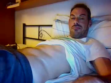 Slevin1983 Chaturbate stream image from May 22, 2026