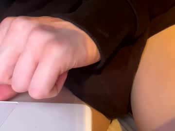 Bubblebuttboy599923 Chaturbate stream image from May 22, 2026