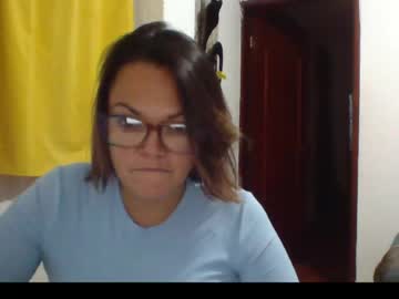 Lau16310 Chaturbate stream image from May 23, 2026