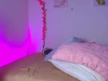 Pollygrey_ Chaturbate stream image from May 23, 2026