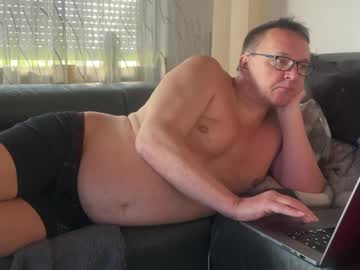 Tom6644 Chaturbate stream image from May 23, 2026
