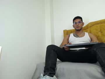 Chris_Dick2 Chaturbate stream image from May 23, 2026
