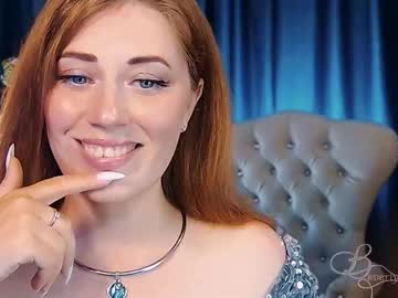 Missbeverlymills Chaturbate stream image from May 23, 2026