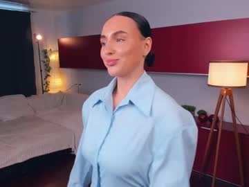 Lucilawire Chaturbate stream image from May 23, 2026