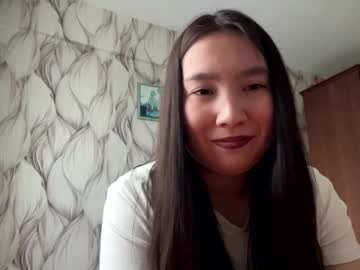 Senaidaikemire Chaturbate stream image from May 23, 2026