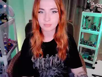 Shyfoxxxy Chaturbate stream image from May 23, 2026