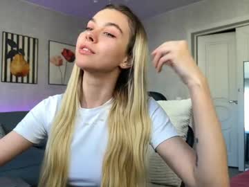 Nika_Lodge_Official Chaturbate stream image from May 23, 2026