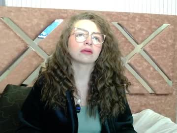 _Isaabellaa Chaturbate stream image from May 23, 2026
