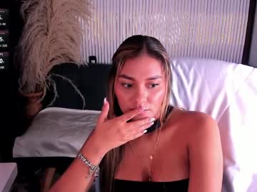 Sophiewatson_ Chaturbate stream image from May 23, 2026