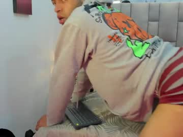 Dominic_Kingston Chaturbate stream image from May 23, 2026