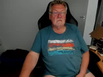 Sharlots_Pet Chaturbate stream image from May 23, 2026