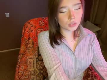 Alexandralinova Chaturbate stream image from May 23, 2026