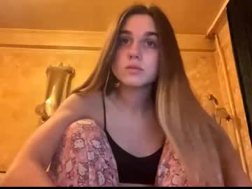 Lovelysilk_63 Chaturbate stream image from May 23, 2026