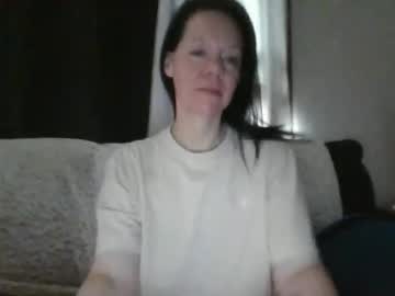 Sidneyraee Chaturbate stream image from May 23, 2026
