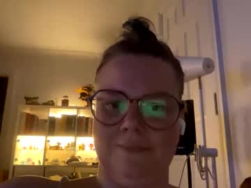 Ppriestess Chaturbate stream image from May 23, 2026
