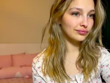 Cutee_Miley Chaturbate stream image from May 23, 2026