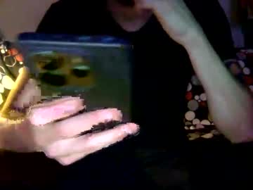 Girldontcrybitch Chaturbate stream image from May 24, 2026