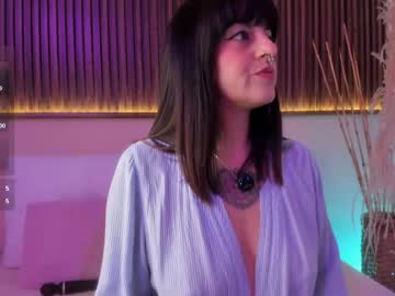 Liz_Grey_ Chaturbate stream image from May 24, 2026