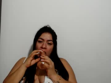 Martina_Kiut Chaturbate stream image from May 24, 2026