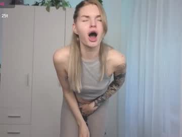 Lookluna Chaturbate stream image from May 24, 2026
