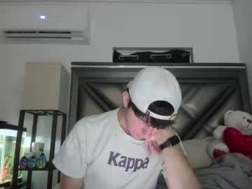 Gayndepressed Chaturbate stream image from May 24, 2026