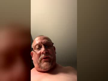 Johnpetzoldt Chaturbate stream image from May 24, 2026