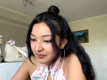 Madelinepanagos Chaturbate stream image from May 24, 2026