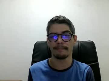 Online020 Chaturbate stream image from May 24, 2026