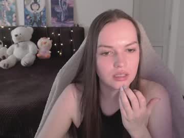 Little__Flowers Chaturbate stream image from May 24, 2026