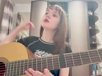Shannabamforth Chaturbate stream image from May 24, 2026