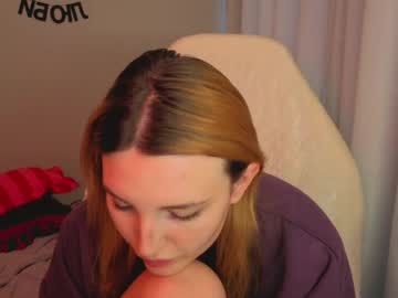 Lunatale Chaturbate stream image from May 24, 2026