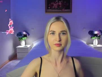 Julieblazex Chaturbate stream image from May 24, 2026