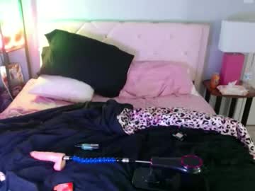 Cherriemonroe Chaturbate stream image from May 25, 2026