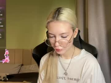 Kvetapin Chaturbate stream image from May 25, 2026