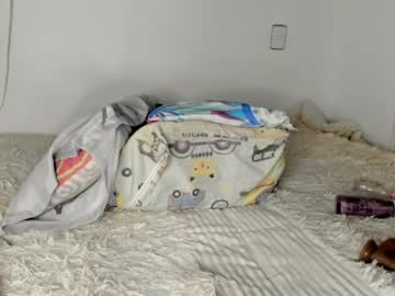 Sophie_Lara Chaturbate stream image from May 25, 2026