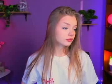 Mishel_Shy Chaturbate stream image from May 25, 2026