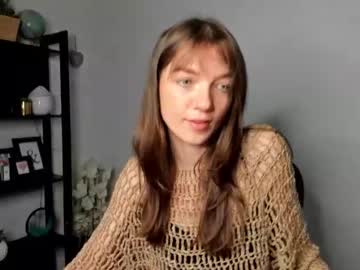 Kirabliss28 Chaturbate stream image from May 25, 2026
