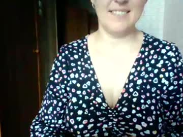Awesomeladyy Chaturbate stream image from May 25, 2026