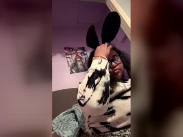 Bunnyslittlecum Chaturbate stream image from May 25, 2026